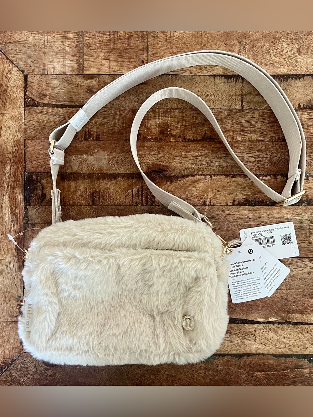 NWT Lululemon Everywhere Crossbody 2L Plush Fleece Ivory Gold Crystal SOLD OUT